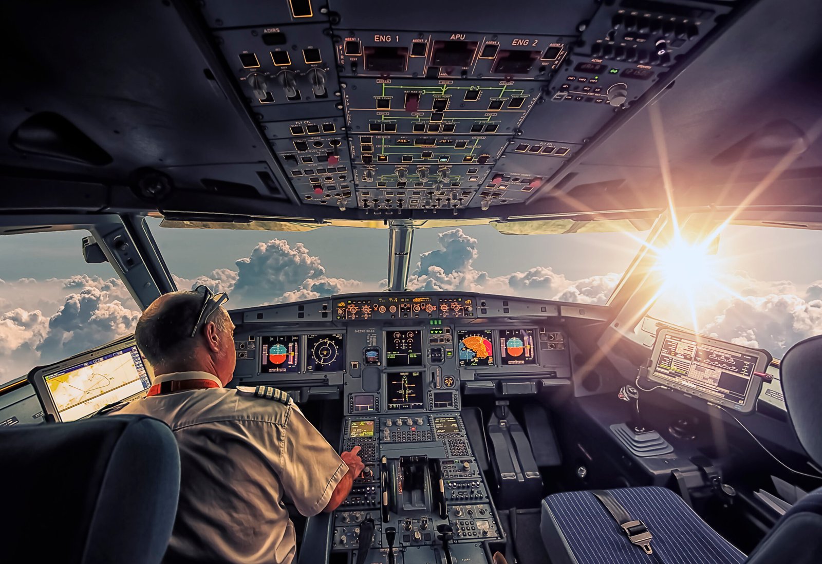 A320 flight deck